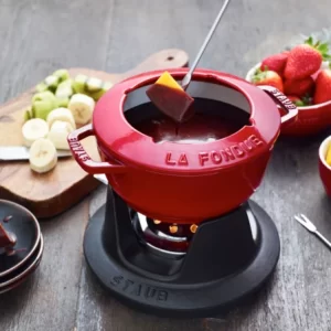 Staub Fondueset Aus Gusseisen In Kirschrot 16 Cm / 12,5 Cm / 8,4 Cm / 1,1 L 24